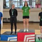 Na najwyższym stopniu medalowego podium reprezentantka PANS Nysa - Karolina Dębiec. Na...