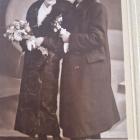 Fotografia ślubna z grudnia 1937 roku