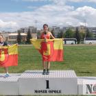 Na medalowym podium Ada Królikowska (z lewej) i Zuzanna Stawińska (w środku)