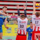 PSG Stal Nysa - Asseco Resovia Rzeszów 2:3. Wassim Ben Tara przebija się przez podwójny...