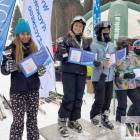 Nikola Duda (pierwsza z lewej) i Natalia Wrona (druga z lewej) na medalowym podium