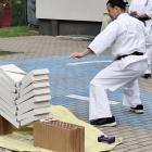 Sensej Niwnickiego Klubu Karate Kyokushin - Piotr Rajkowski zachwyca wysoką formą