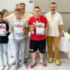 Zwycięzcy w kategorii U-14. Od lewej: Maja Popczyńska, Mykola Haidenko i Dominik Czak...