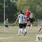 LZS Polski Świętów - LZS Ścinawa Nyska Korfantów 4:2. W polu karnym drużyny przyjezdnej
