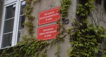 Szkoły diecezjalne w Nysie już nie będą diecezjalne. Kuria rezygnuje
