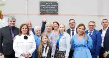 Znajome i kochane twarze. 80–lecie szkoły w Kopernikach 