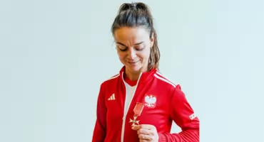 Marlena Rybacha z Krzyżem Kawalerskim