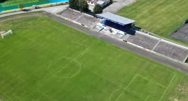 Rozbiórka stadionu w Otmuchowie 