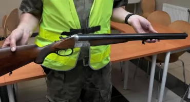 Strzały w środku wsi! 