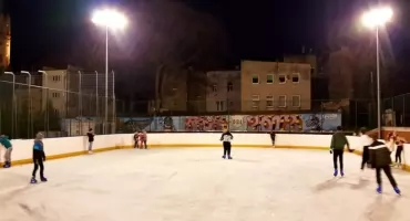 Głuchołazy: Lodowisko na kąpielisku?