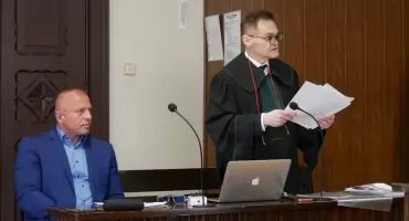 Proces Macieja Salachny. Adwokat pytał sędziego czy ten ma paszport Izraela i wspiera LGBT  
