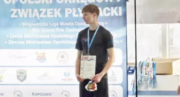 8 medali nyskich pływaków