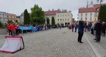 Piłka nożna w Głuchołazach umiera. Apelują o pomoc do premiera Tuska 