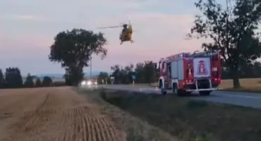 Wypadek motocyklisty na drodze wojewódzkiej w Skoroszycach 