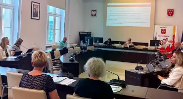Anonimem w byłą dyrekcję szkoły w Białej Nyskiej 