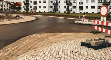 Nie skończyli ronda na czas. Podzamcze czeka komunikacyjny armagedon 
